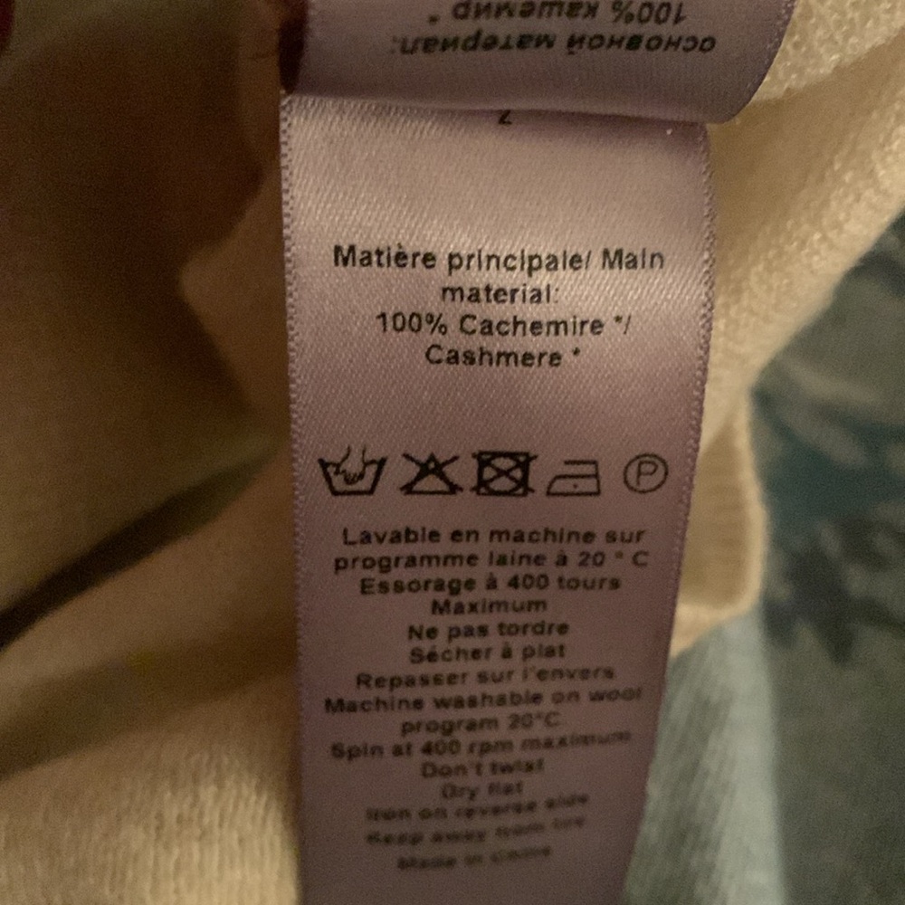 ZADIG & VOLTAIRE
Ida Cashmere Star Strass/Embellished Sweater
COLOR:Sugar Size S - Picture 5 of 10